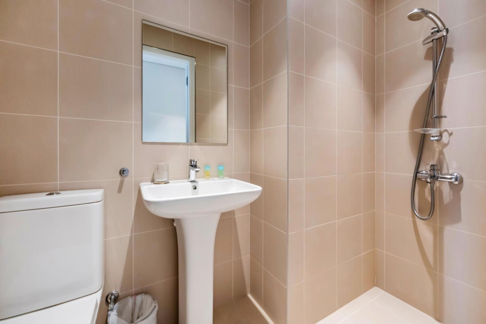 Fam Living Bluewaters - Island Living - Ain Dubai & Sea View Apartment Ruang foto